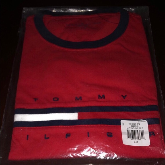 Brand new authentic Tommy Hilfiger shirt - Picture 4 of 4